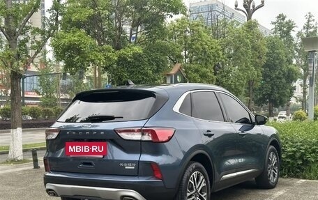 Ford Escape, 2022 год, 2 060 000 рублей, 5 фотография