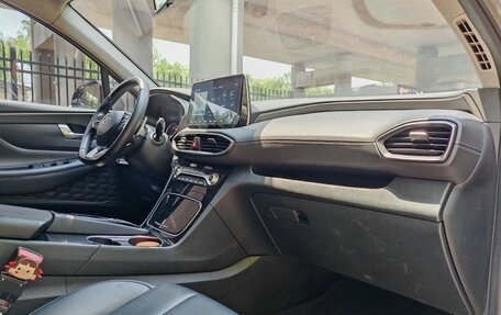 Hyundai Santa Fe IV, 2022 год, 2 240 000 рублей, 8 фотография