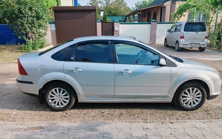Ford Focus II рестайлинг, 2006 год, 395 000 рублей, 5 фотография