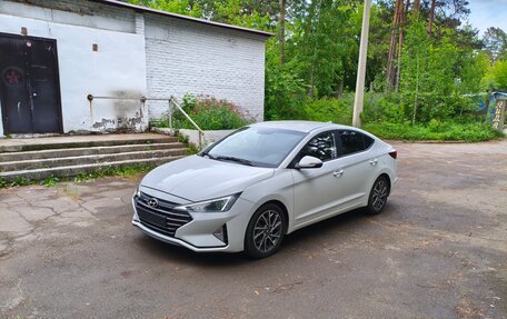 Hyundai Avante, 2019 год, 1 800 000 рублей, 3 фотография