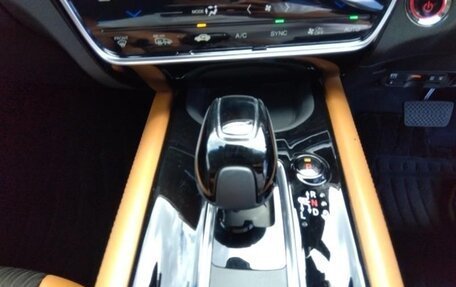 Honda Vezel, 2019 год, 1 850 000 рублей, 8 фотография