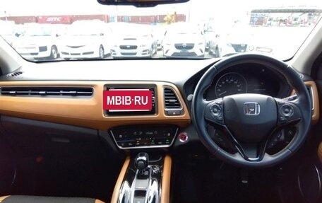 Honda Vezel, 2019 год, 1 850 000 рублей, 7 фотография