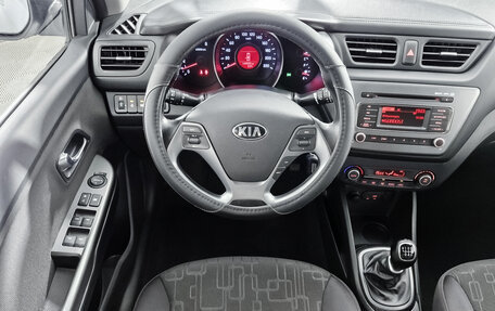 KIA Rio III рестайлинг, 2015 год, 1 019 000 рублей, 16 фотография