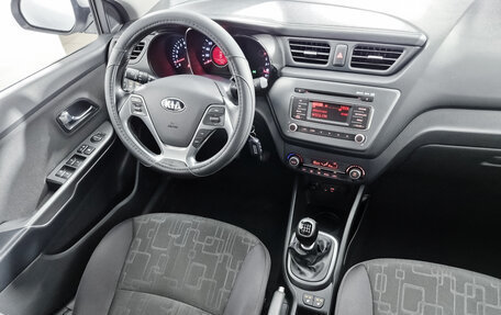 KIA Rio III рестайлинг, 2015 год, 1 019 000 рублей, 12 фотография