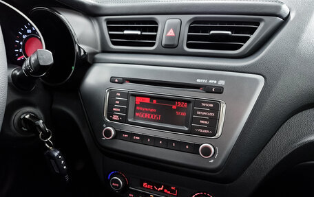 KIA Rio III рестайлинг, 2015 год, 1 019 000 рублей, 19 фотография