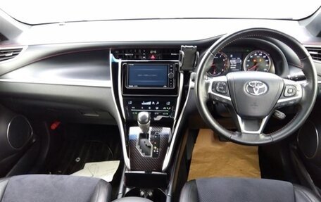 Toyota Harrier, 2018 год, 2 350 000 рублей, 8 фотография