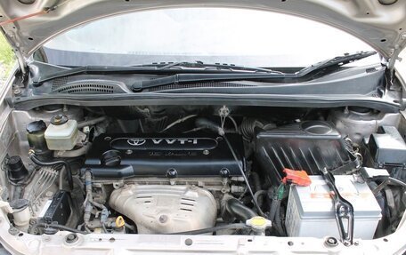 Toyota Ipsum II, 2003 год, 835 000 рублей, 8 фотография