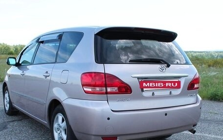 Toyota Ipsum II, 2003 год, 835 000 рублей, 6 фотография