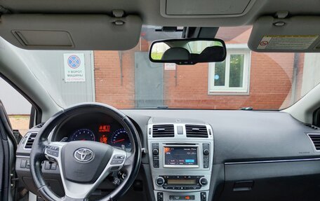 Toyota Avensis III рестайлинг, 2012 год, 1 250 000 рублей, 10 фотография