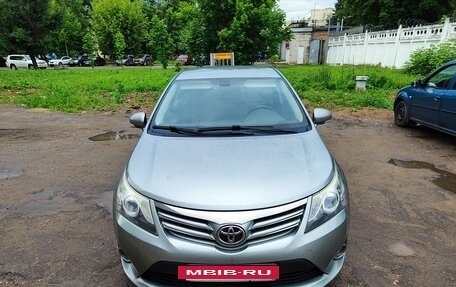 Toyota Avensis III рестайлинг, 2012 год, 1 250 000 рублей, 2 фотография