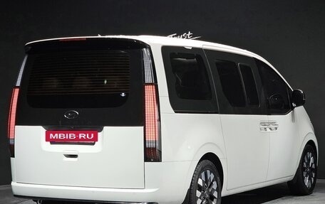 Hyundai Staria, 2022 год, 3 483 000 рублей, 4 фотография