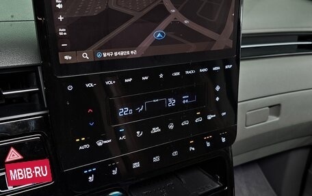 Hyundai Staria, 2022 год, 3 483 000 рублей, 6 фотография
