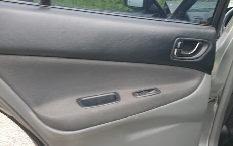 Mitsubishi Galant VIII, 2003 год, 250 000 рублей, 12 фотография