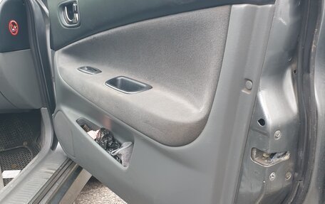 Mitsubishi Galant VIII, 2003 год, 250 000 рублей, 15 фотография