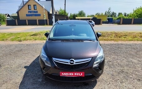 Opel Zafira C рестайлинг, 2013 год, 1 050 000 рублей, 1 фотография