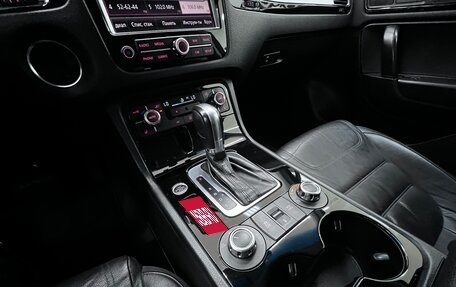 Volkswagen Touareg III, 2010 год, 2 200 000 рублей, 26 фотография