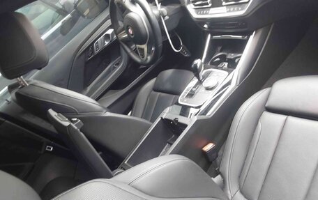 BMW 2 серия, 2022 год, 2 750 000 рублей, 7 фотография