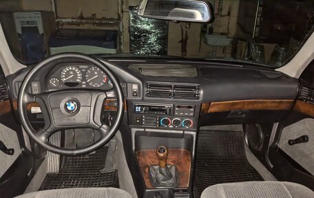 BMW 5 серия, 1995 год, 950 000 рублей, 33 фотография