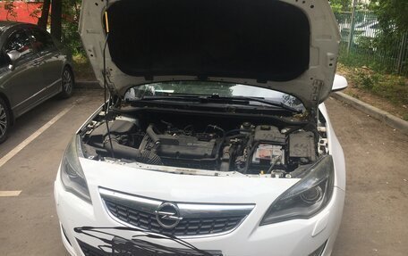 Opel Astra J, 2012 год, 950 000 рублей, 7 фотография