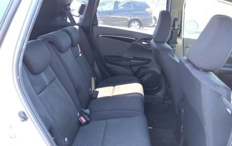 Honda Fit III, 2019 год, 1 450 000 рублей, 10 фотография