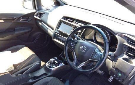 Honda Fit III, 2019 год, 1 450 000 рублей, 6 фотография