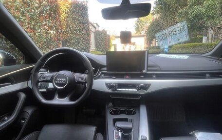 Audi A4, 2022 год, 2 695 000 рублей, 7 фотография