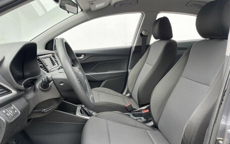 Hyundai Solaris II рестайлинг, 2018 год, 1 309 000 рублей, 10 фотография