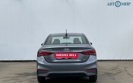 Hyundai Solaris II рестайлинг, 2018 год, 1 309 000 рублей, 6 фотография