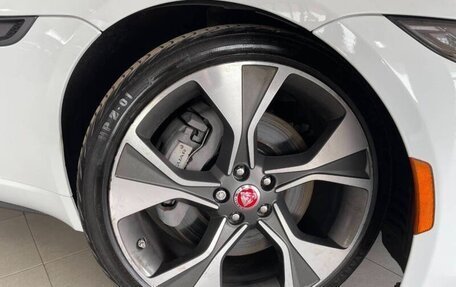 Jaguar F-Type I рестайлинг 2, 2021 год, 4 600 000 рублей, 15 фотография