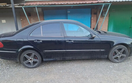 Mercedes-Benz E-Класс, 2004 год, 300 000 рублей, 2 фотография