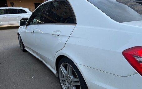 Mercedes-Benz E-Класс, 2012 год, 1 600 000 рублей, 3 фотография