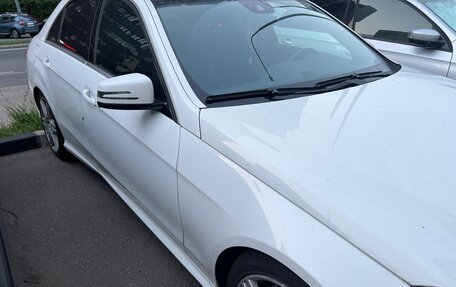 Mercedes-Benz E-Класс, 2012 год, 1 600 000 рублей, 6 фотография