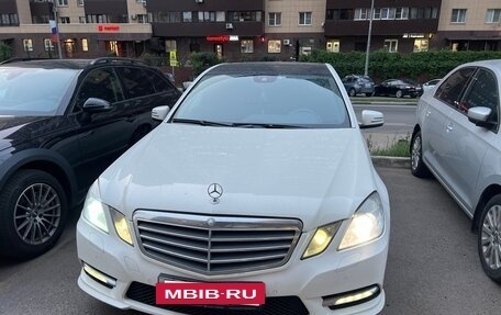 Mercedes-Benz E-Класс, 2012 год, 1 600 000 рублей, 8 фотография