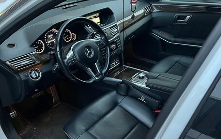 Mercedes-Benz E-Класс, 2012 год, 1 600 000 рублей, 10 фотография