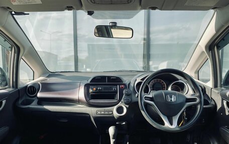 Honda Fit III, 2008 год, 699 000 рублей, 13 фотография