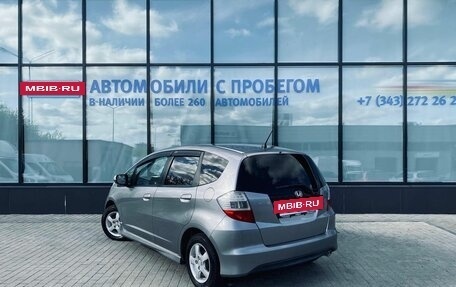 Honda Fit III, 2008 год, 699 000 рублей, 3 фотография