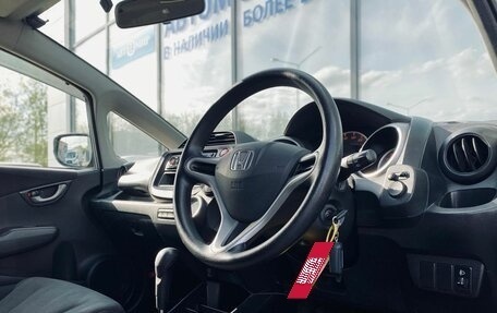 Honda Fit III, 2008 год, 699 000 рублей, 11 фотография