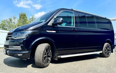 Volkswagen Multivan T6 рестайлинг, 2019 год, 5 550 000 рублей, 3 фотография