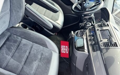 Volkswagen Multivan T6 рестайлинг, 2019 год, 5 550 000 рублей, 11 фотография