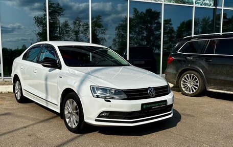 Volkswagen Jetta VI, 2017 год, 1 250 000 рублей, 4 фотография