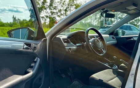 Volkswagen Jetta VI, 2017 год, 1 250 000 рублей, 8 фотография