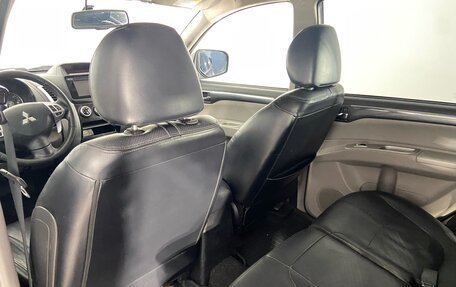 Mitsubishi Pajero Sport II рестайлинг, 2015 год, 1 464 000 рублей, 18 фотография