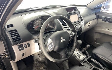Mitsubishi Pajero Sport II рестайлинг, 2015 год, 1 464 000 рублей, 11 фотография