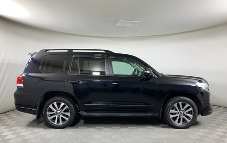 Toyota Land Cruiser 200, 2016 год, 6 200 000 рублей, 4 фотография