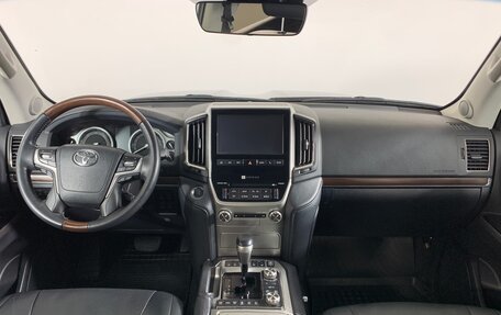 Toyota Land Cruiser 200, 2016 год, 6 200 000 рублей, 12 фотография