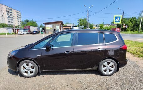 Opel Zafira C рестайлинг, 2013 год, 1 050 000 рублей, 6 фотография