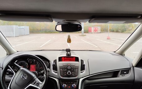 Opel Zafira C рестайлинг, 2013 год, 1 050 000 рублей, 9 фотография