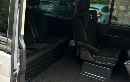 Volkswagen Multivan T6 рестайлинг, 2016 год, 4 580 000 рублей, 8 фотография