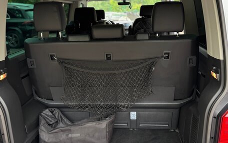 Volkswagen Multivan T6 рестайлинг, 2016 год, 4 580 000 рублей, 7 фотография