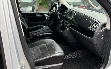 Volkswagen Multivan T6 рестайлинг, 2016 год, 4 580 000 рублей, 9 фотография